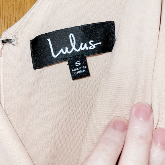 SM NWT Lulu's Thoughts of Hue Blush Surplice Deep V Maxi Dress - Picture 7 of 12